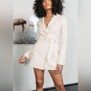 Kittenish Boss Babe Blazer Dress. NWT size M.